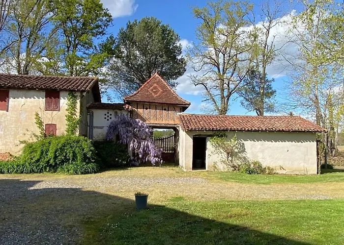 Domaine De Beauregard Castandet