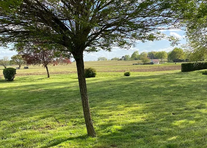 Domaine De Beauregard